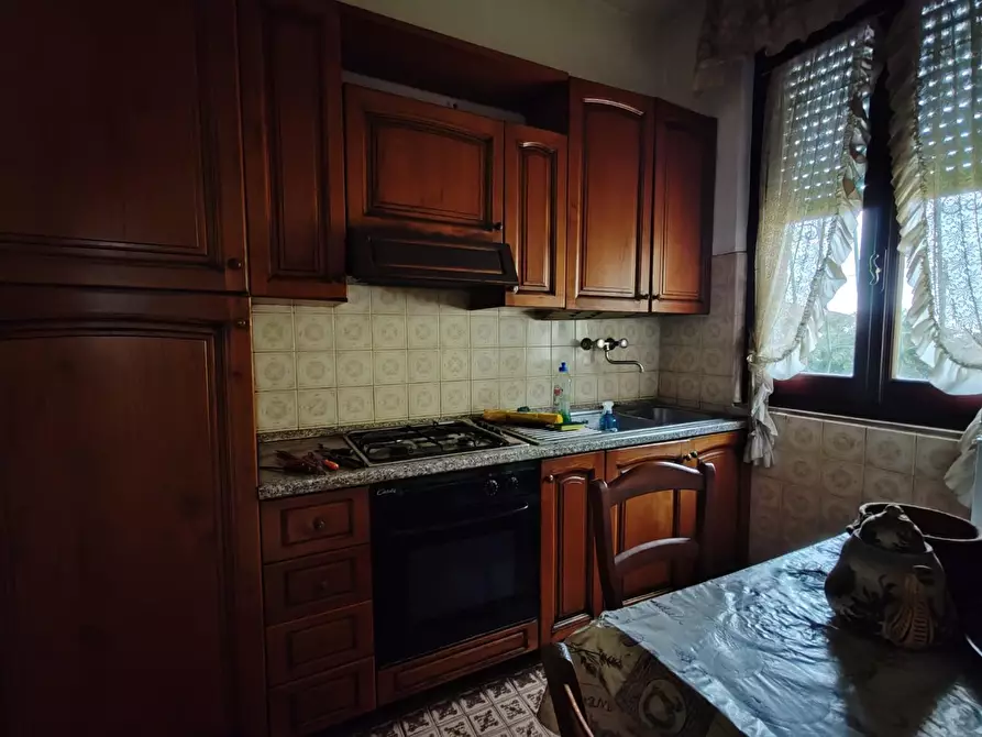 Immagine 6 di Appartamento in vendita  a Massa