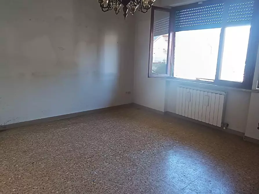 Immagine 29 di Villa in vendita  a Cascina