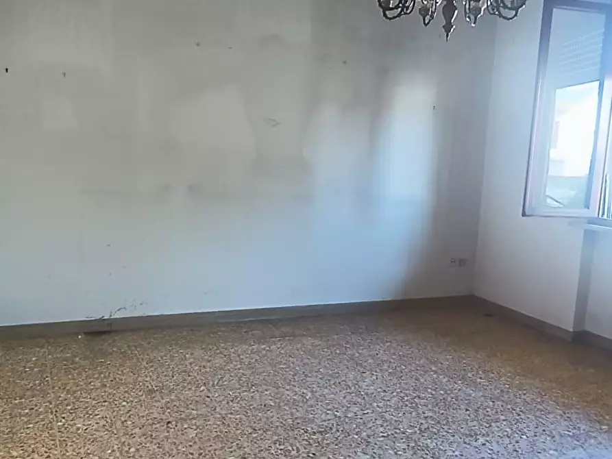 Immagine 16 di Villa in vendita  a Cascina