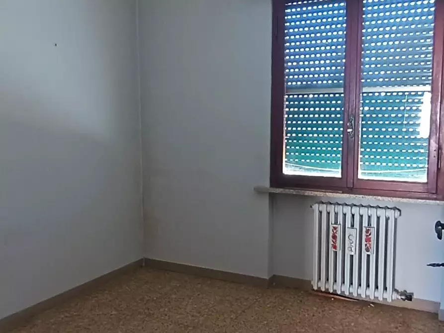 Immagine 10 di Villa in vendita  a Cascina