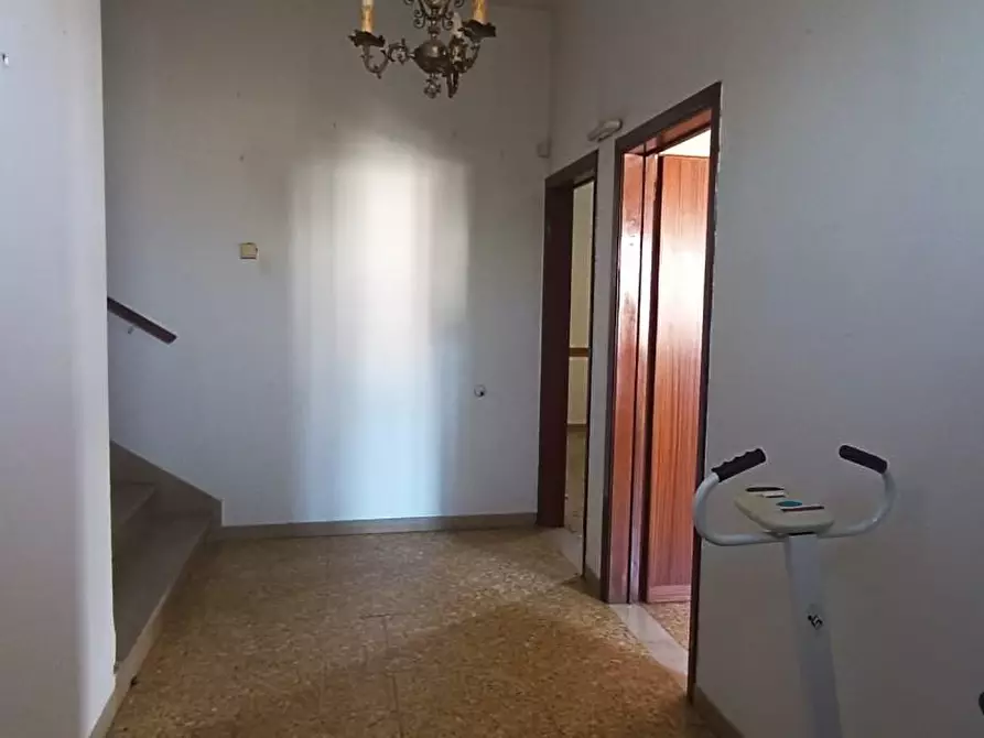 Immagine 23 di Villa in vendita  a Cascina