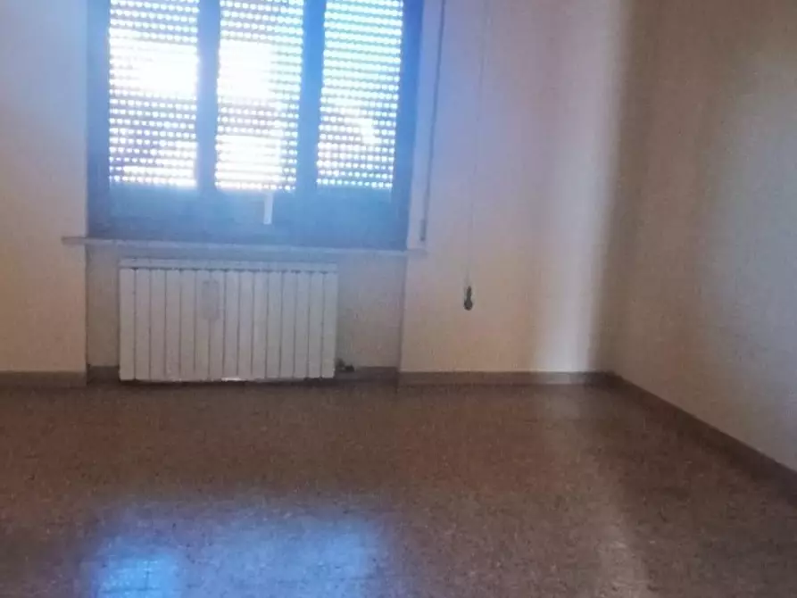 Immagine 21 di Villa in vendita  a Cascina