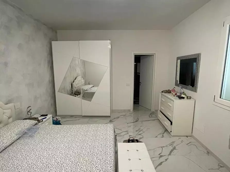 Immagine 13 di Casa bifamiliare in vendita  a Pietrasanta