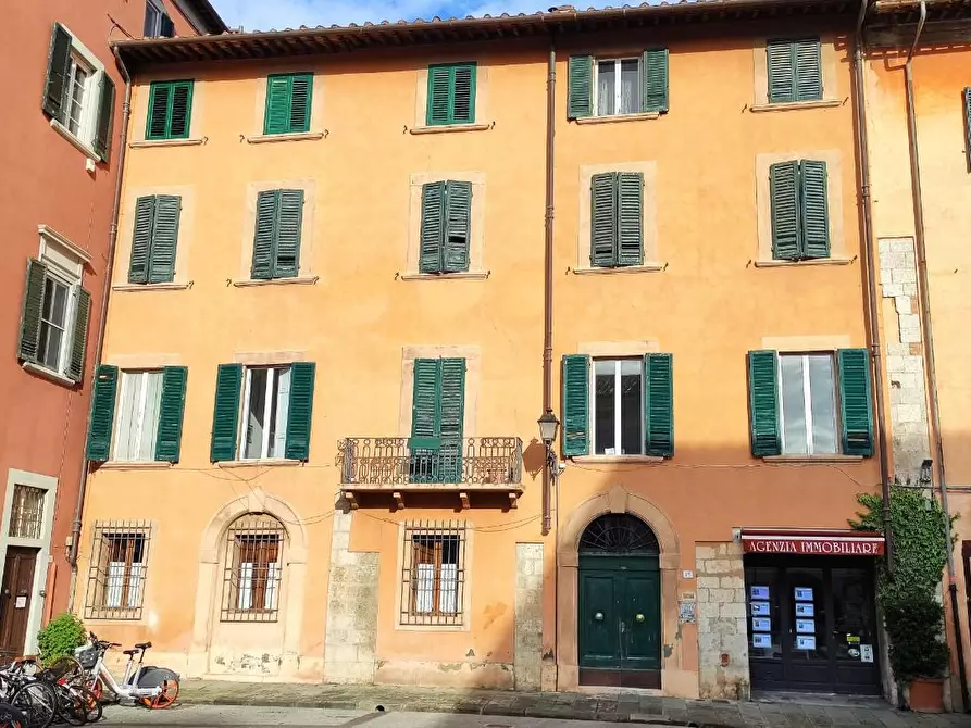 Immagine 12 di Appartamento in vendita  a Pisa