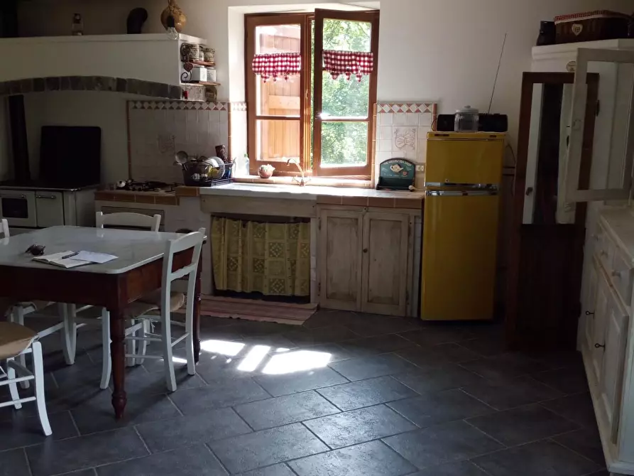 Immagine 11 di Rustico / casale in vendita  a Aulla