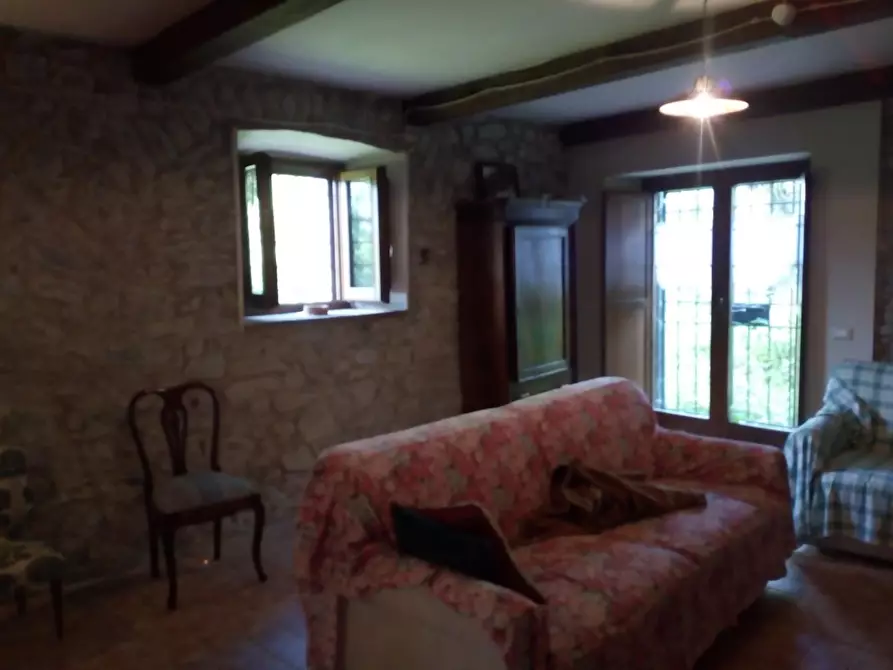 Immagine 4 di Rustico / casale in vendita  a Aulla