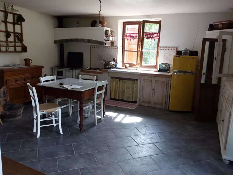 Immagine 7 di Rustico / casale in vendita  a Aulla