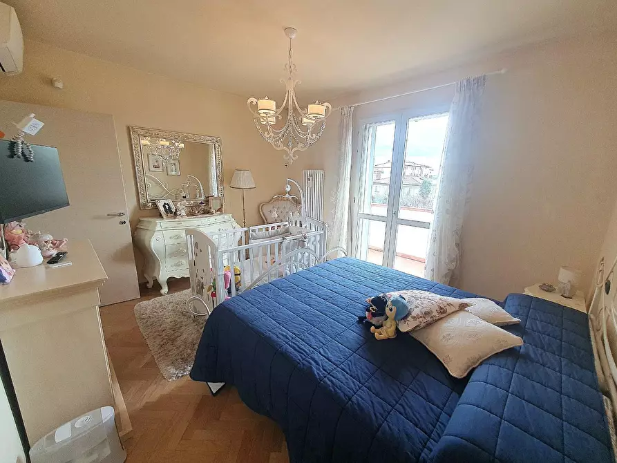 Immagine 31 di Villetta a schiera in vendita  a Lucca