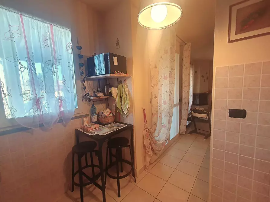 Immagine 21 di Villetta a schiera in vendita  a Lucca