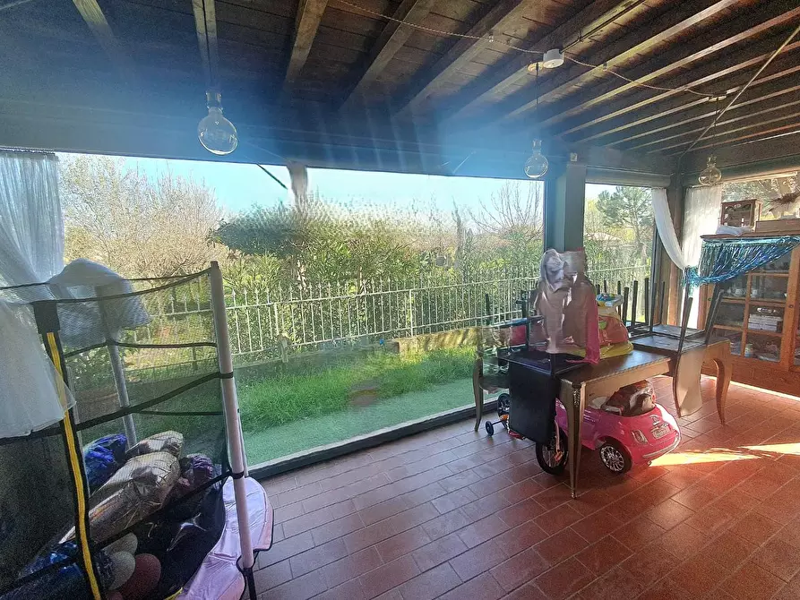 Immagine 9 di Villetta a schiera in vendita  a Lucca