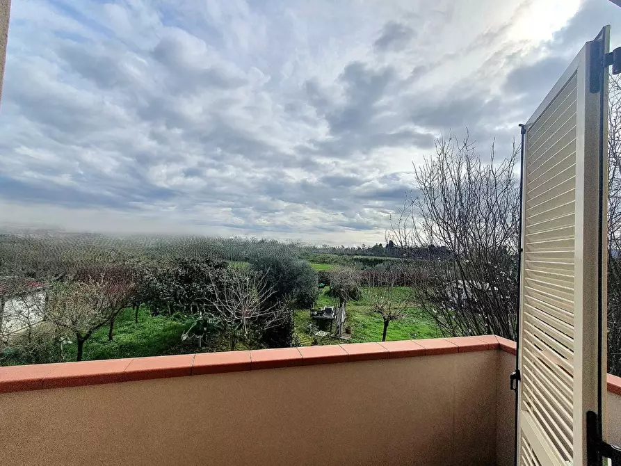 Immagine 32 di Villetta a schiera in vendita  a Lucca