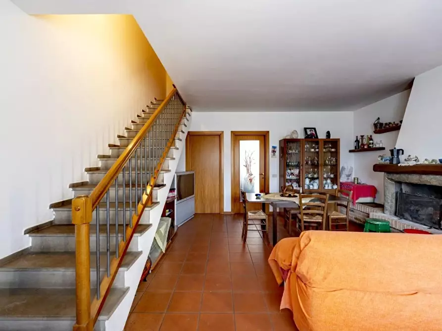 Immagine 9 di Villetta a schiera in vendita  a Ponsacco