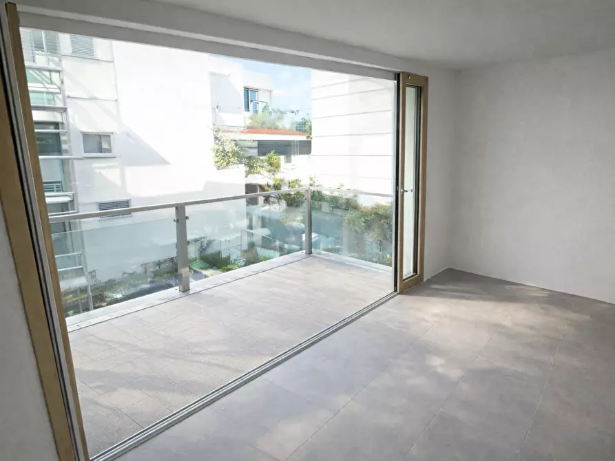 Immagine 3 di Appartamento in vendita  a Massa