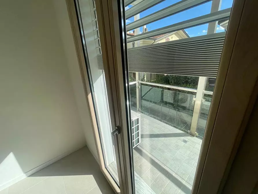 Immagine 25 di Appartamento in vendita  a Massa