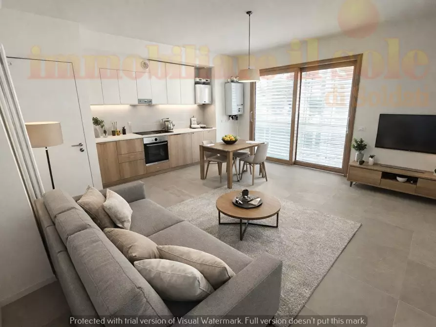 Immagine 1 di Appartamento in vendita  a Massa