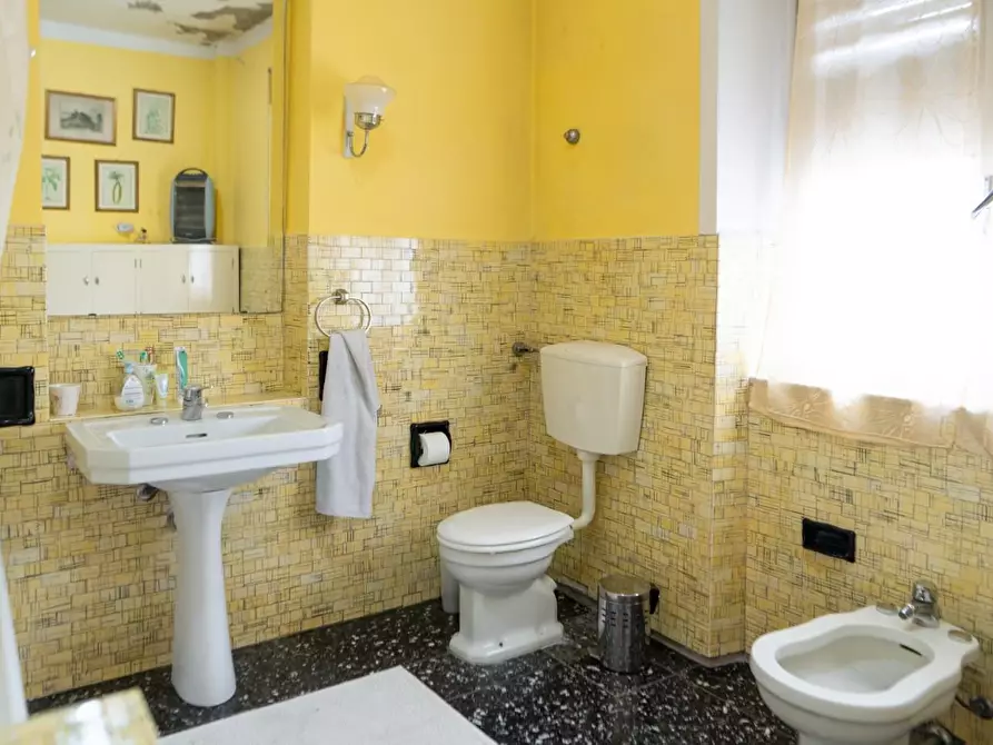 Immagine 21 di Appartamento in vendita  a Villafranca In Lunigiana