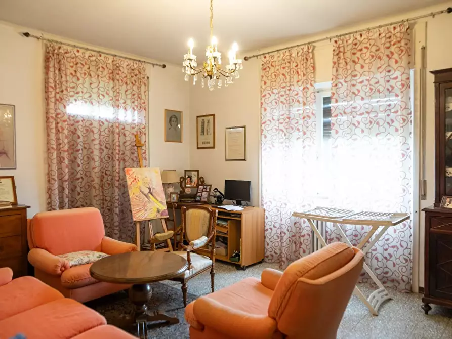 Immagine 19 di Appartamento in vendita  a Villafranca In Lunigiana