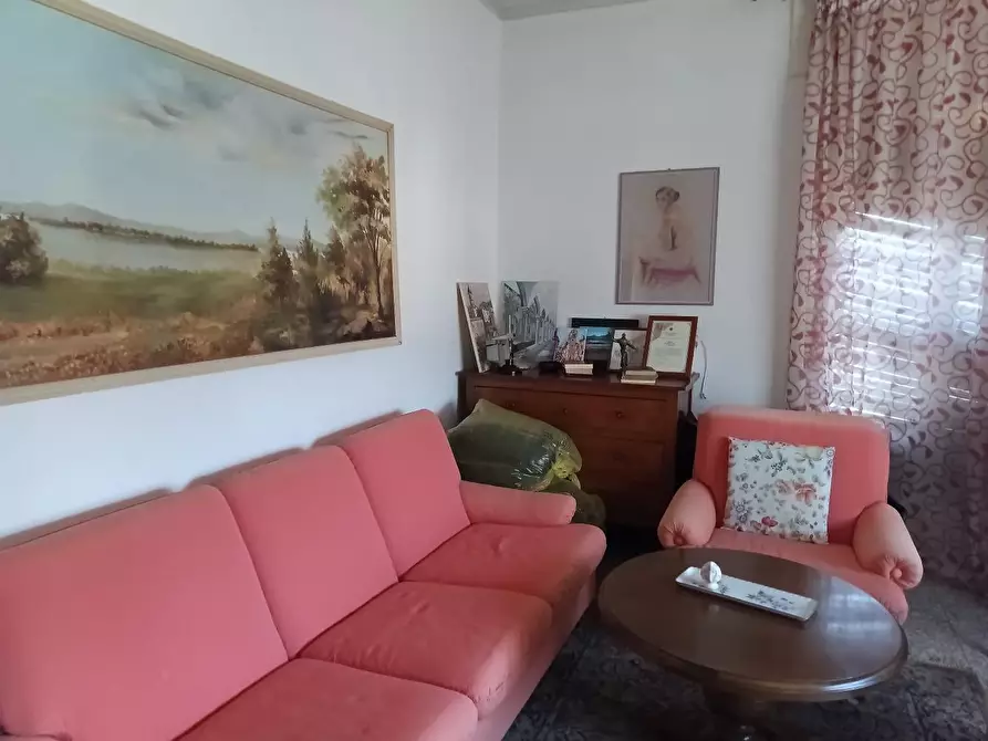 Immagine 14 di Appartamento in vendita  a Villafranca In Lunigiana