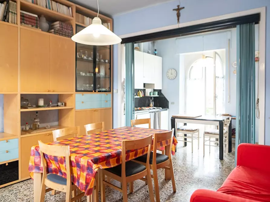 Immagine 13 di Appartamento in vendita  a Villafranca In Lunigiana