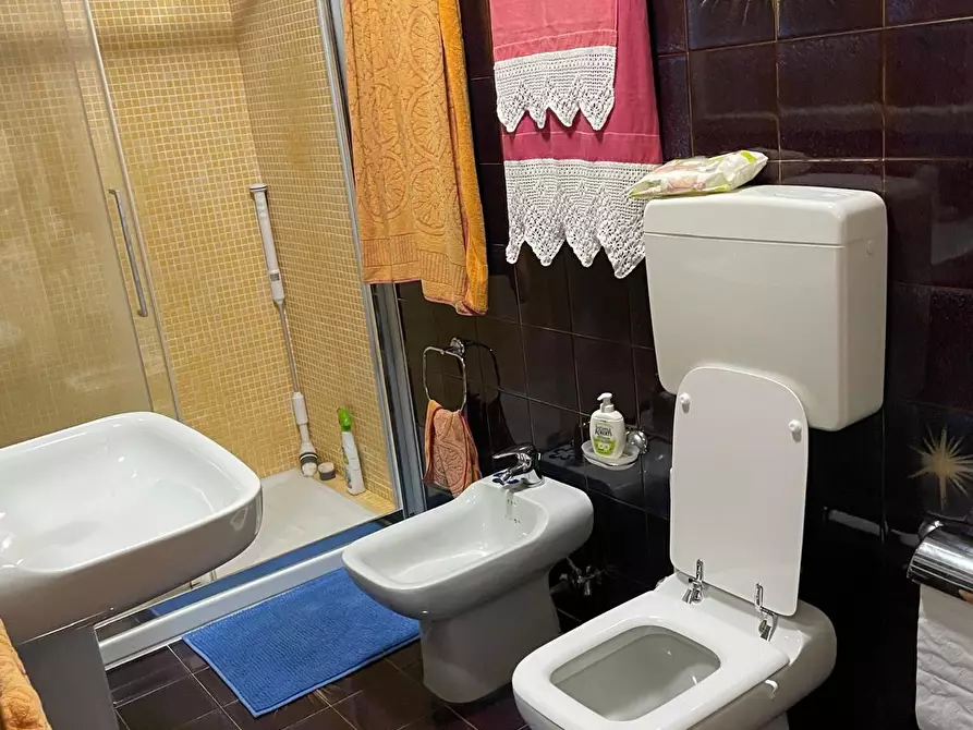 Immagine 23 di Casa indipendente in vendita  a Carrara