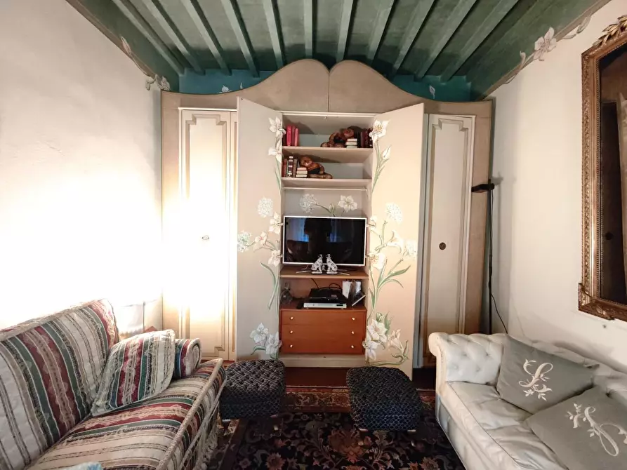 Immagine 18 di Immobile di prestigio in vendita  a Capannoli