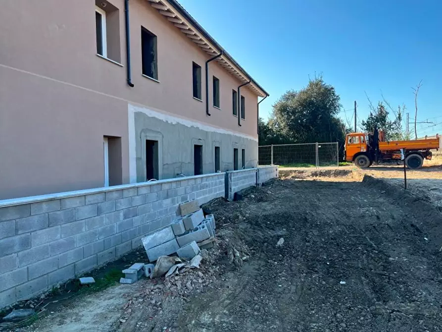 Immagine 22 di Terratetto in vendita  a Cascina
