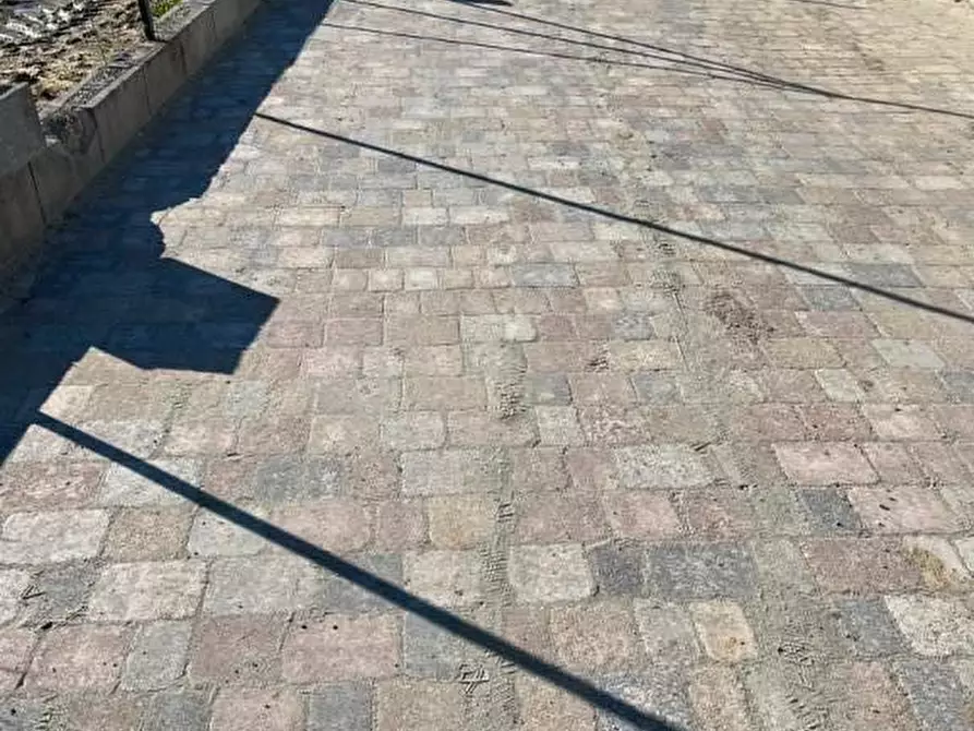 Immagine 30 di Terratetto in vendita  a Cascina