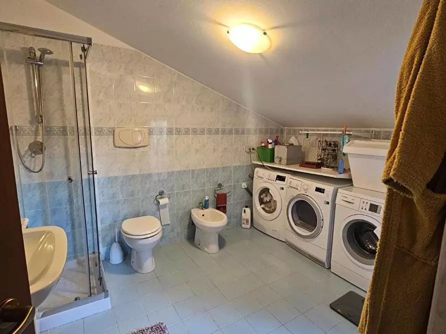 Immagine 43 di Casa bifamiliare in vendita  a Collesalvetti