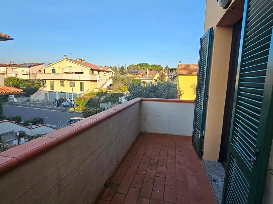 Immagine 36 di Casa bifamiliare in vendita  a Collesalvetti