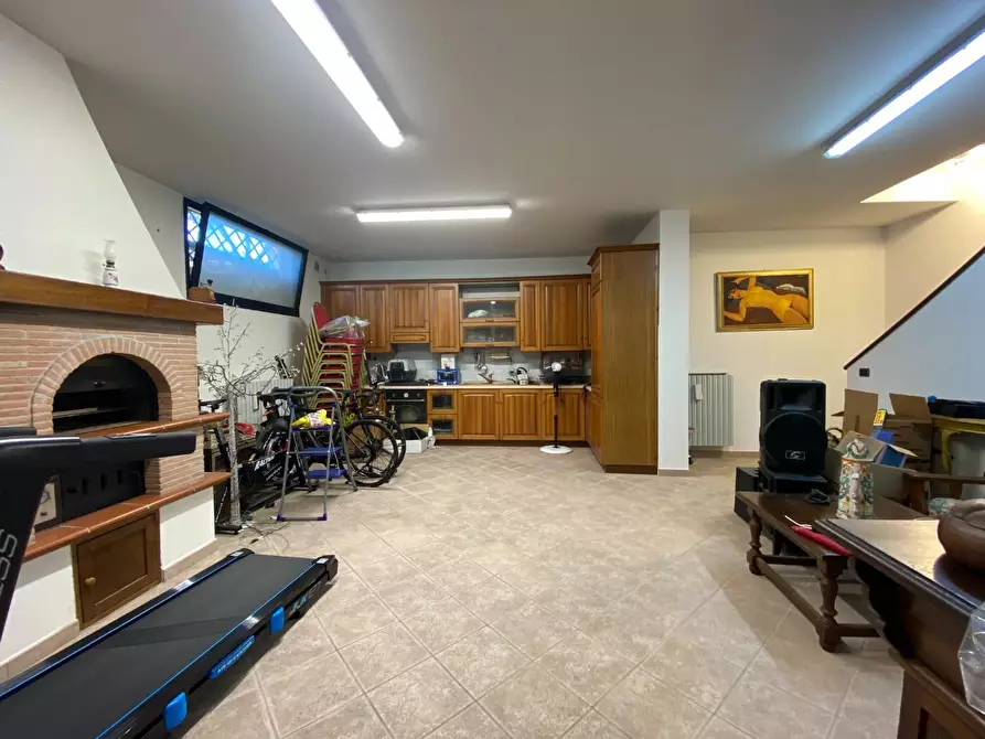 Immagine 25 di Villa in vendita  a Poggio A Caiano