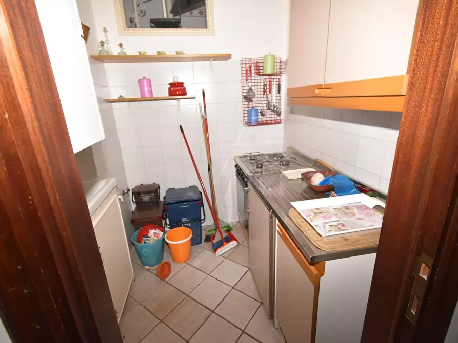 Immagine 12 di Appartamento in vendita  a San Giuliano Terme