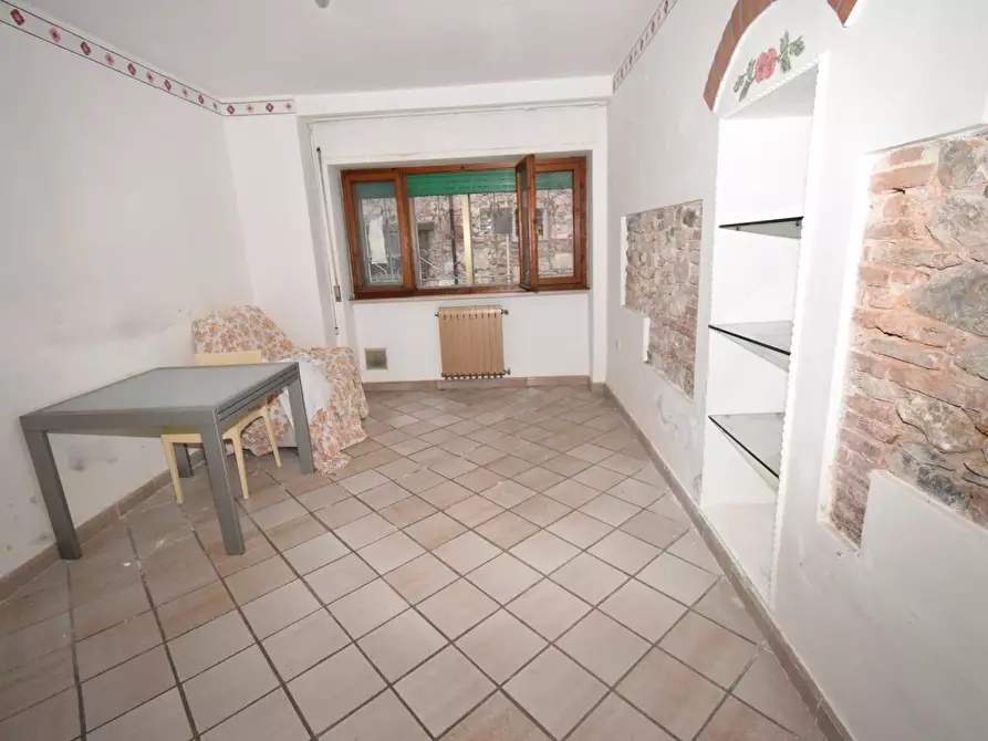 Immagine 5 di Appartamento in vendita  a San Giuliano Terme