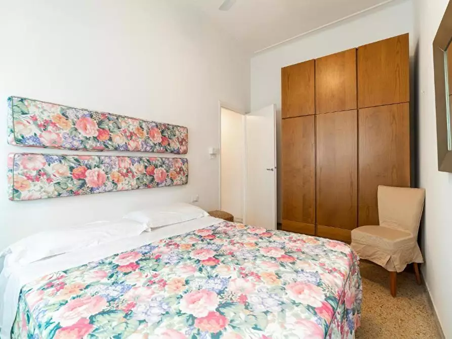 Immagine 3 di Appartamento in affitto  a Camaiore