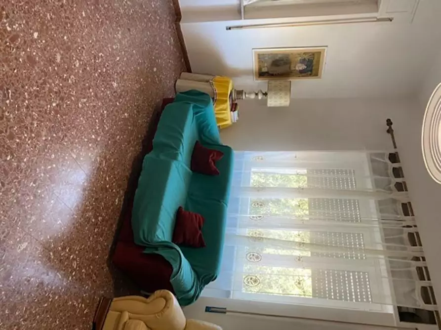 Immagine 6 di Appartamento in affitto  a Camaiore