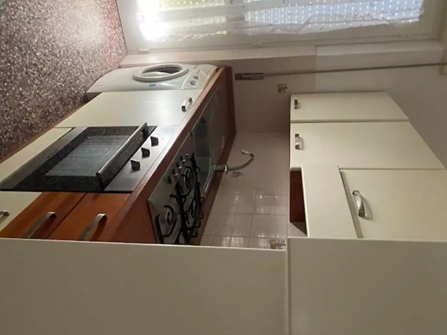 Immagine 8 di Appartamento in affitto  a Camaiore