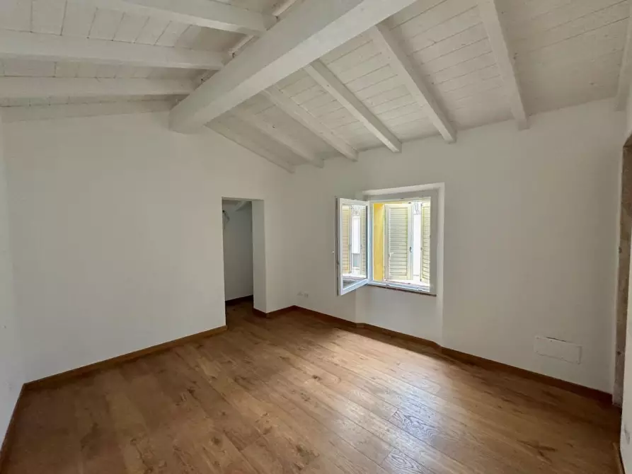 Immagine 15 di Terratetto in vendita  a San Giuliano Terme