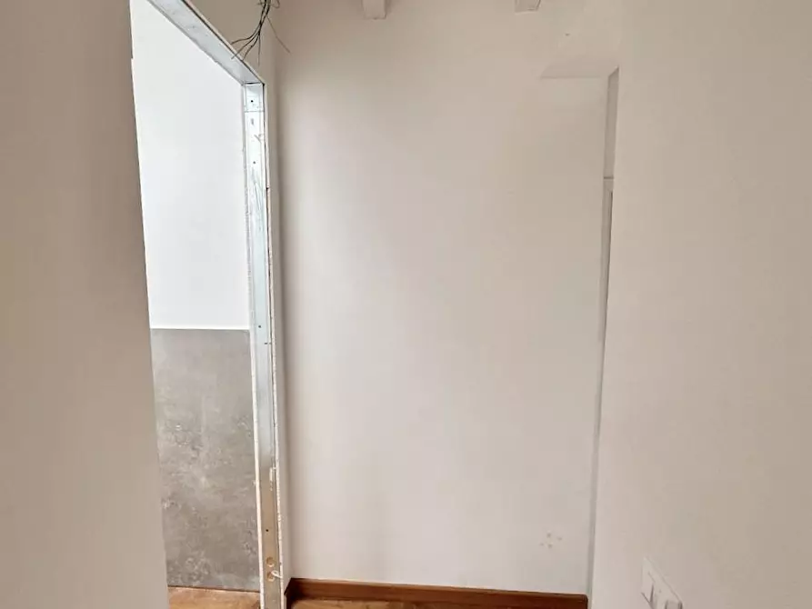 Immagine 17 di Terratetto in vendita  a San Giuliano Terme