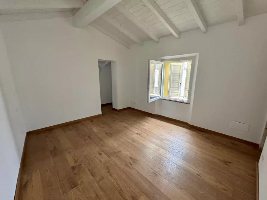 Immagine 13 di Terratetto in vendita  a San Giuliano Terme