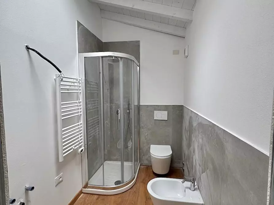 Immagine 19 di Terratetto in vendita  a San Giuliano Terme