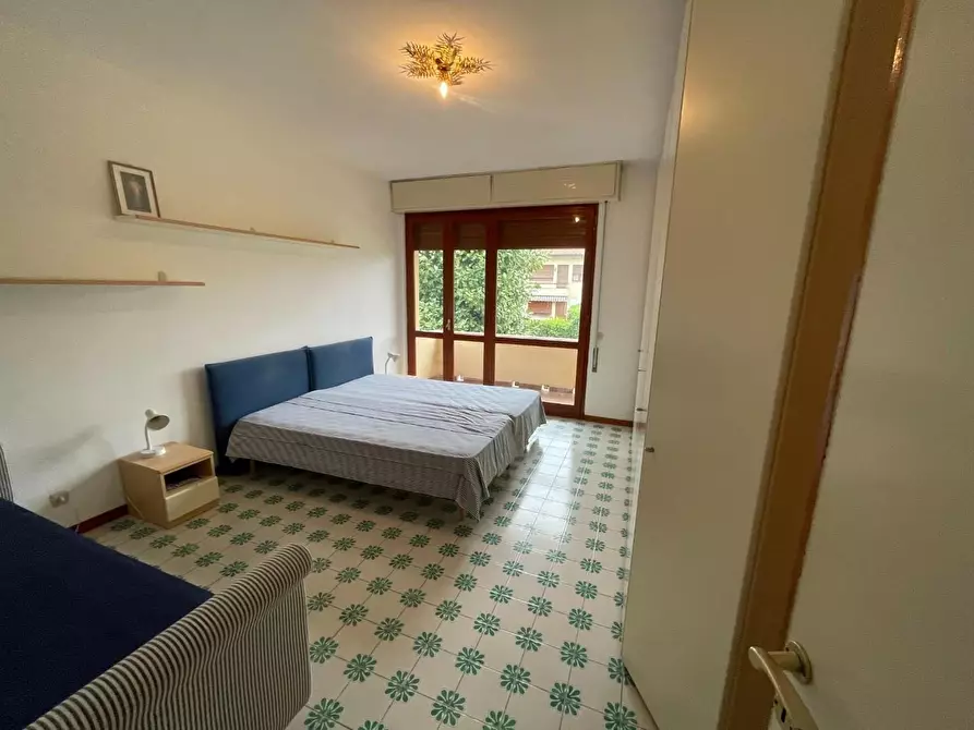 Immagine 8 di Villa in vendita  a Pietrasanta