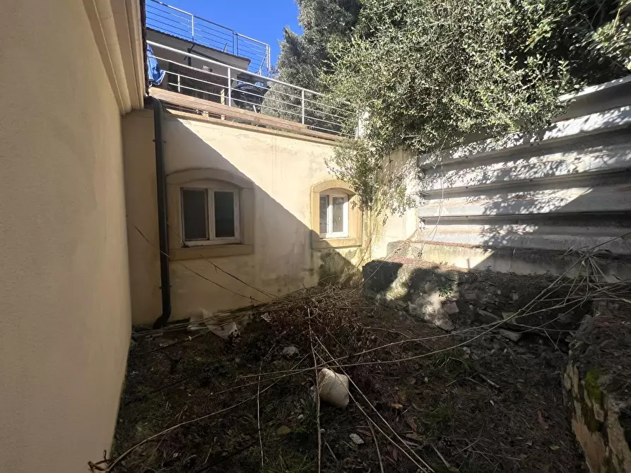 Immagine 5 di Appartamento in vendita  a Rosignano Marittimo