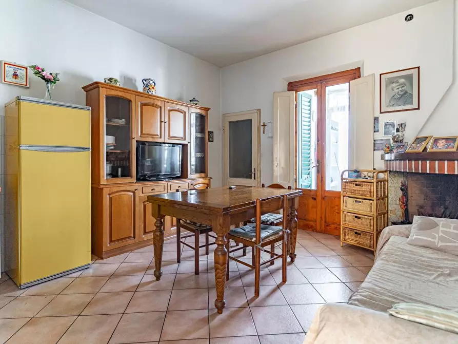 Immagine 2 di Appartamento in vendita  a Empoli