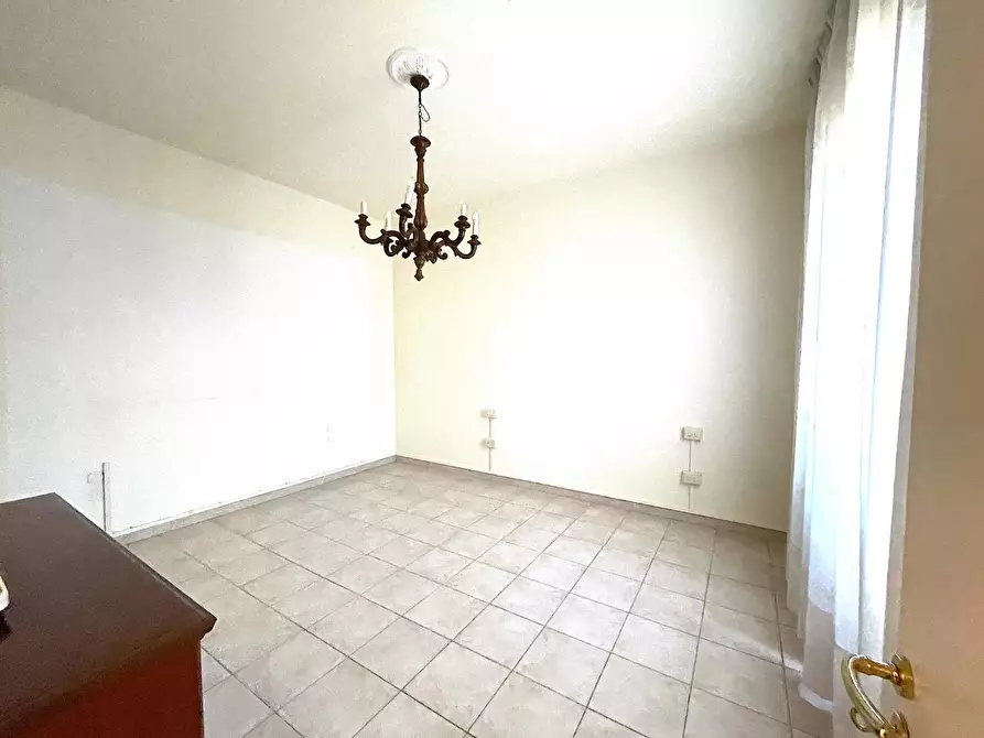 Immagine 12 di Appartamento in vendita  a Empoli