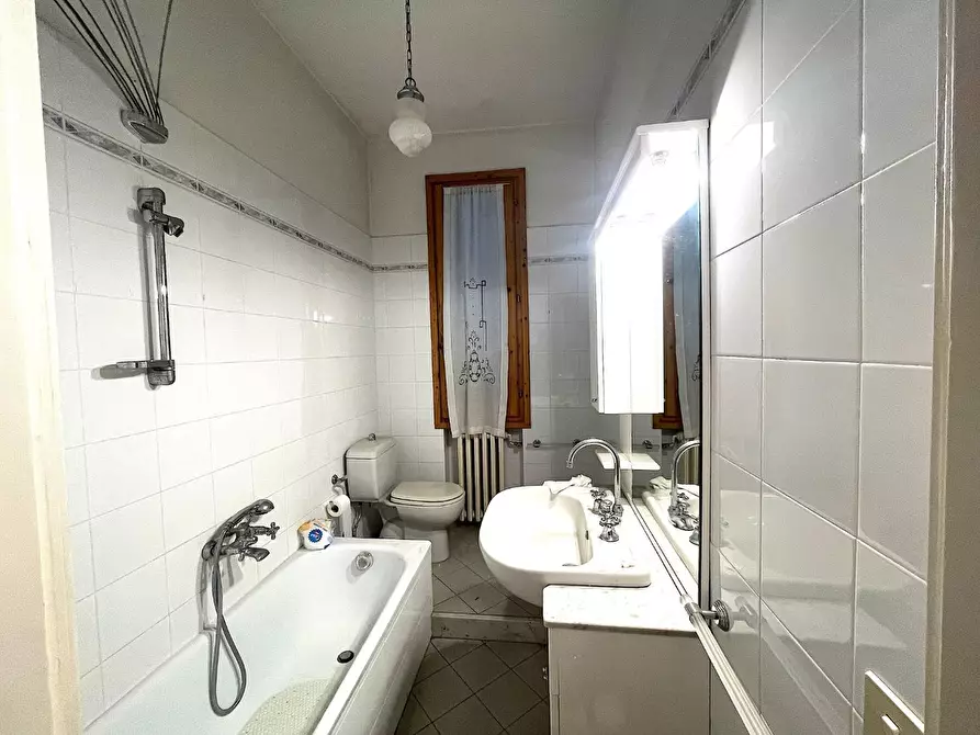 Immagine 16 di Appartamento in vendita  a Empoli