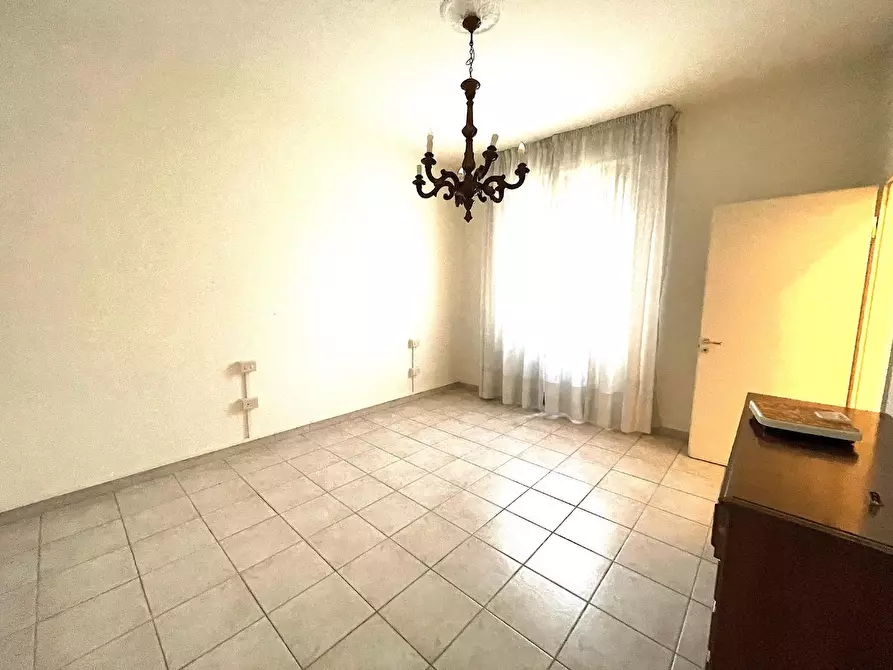 Immagine 9 di Appartamento in vendita  a Empoli