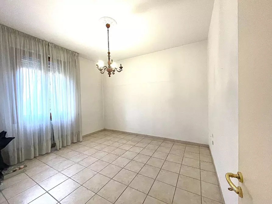 Immagine 8 di Appartamento in vendita  a Empoli