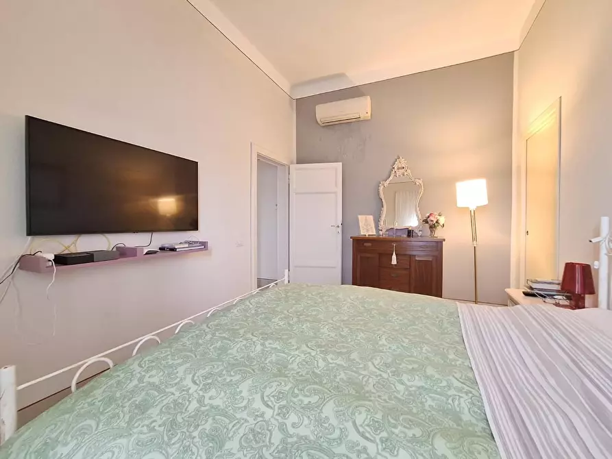 Immagine 25 di Casa indipendente in vendita  a Pisa