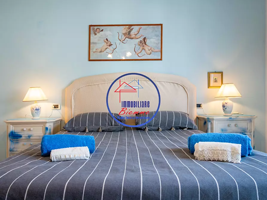 Immagine 13 di Appartamento in affitto  a Viareggio