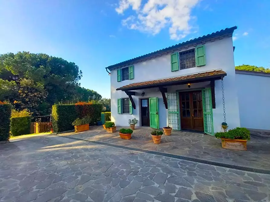 Immagine 29 di Rustico / casale in vendita  a Pisa