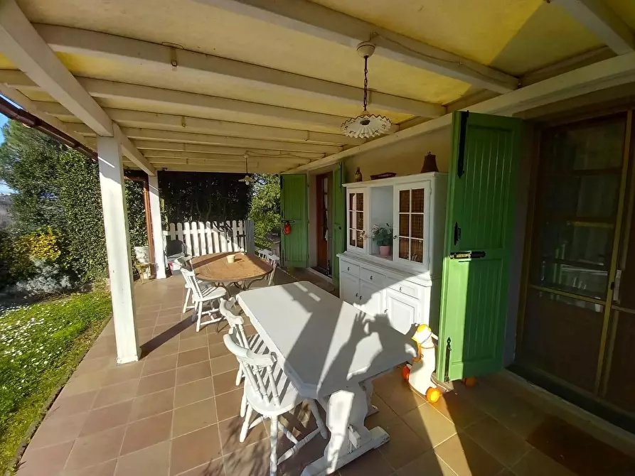 Immagine 6 di Rustico / casale in vendita  a Pisa